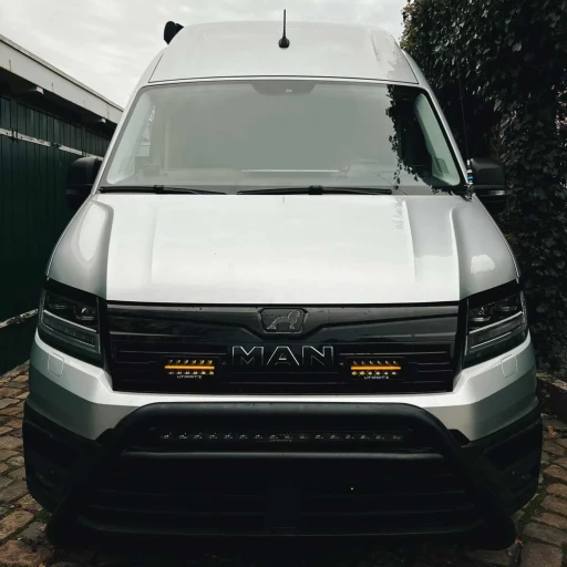 MAN TGE Gen. 1 from 2017 LED Headlights Grille Integration Kit | Standard | ECE certified